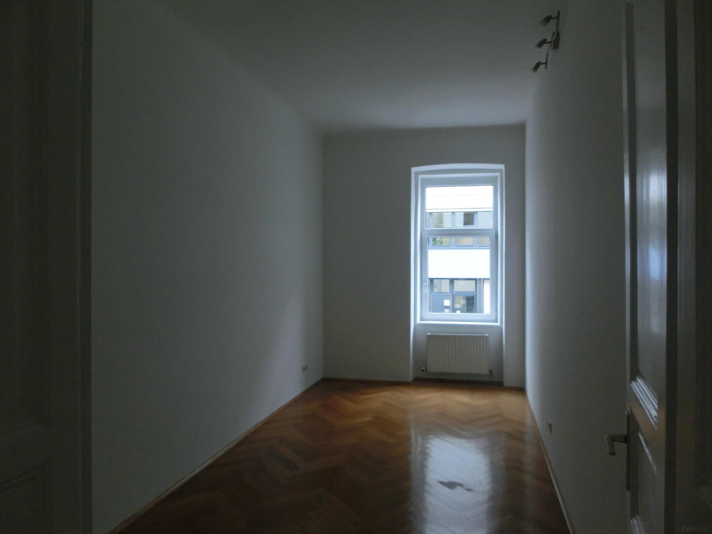 Zimmer 3 straßenseitig