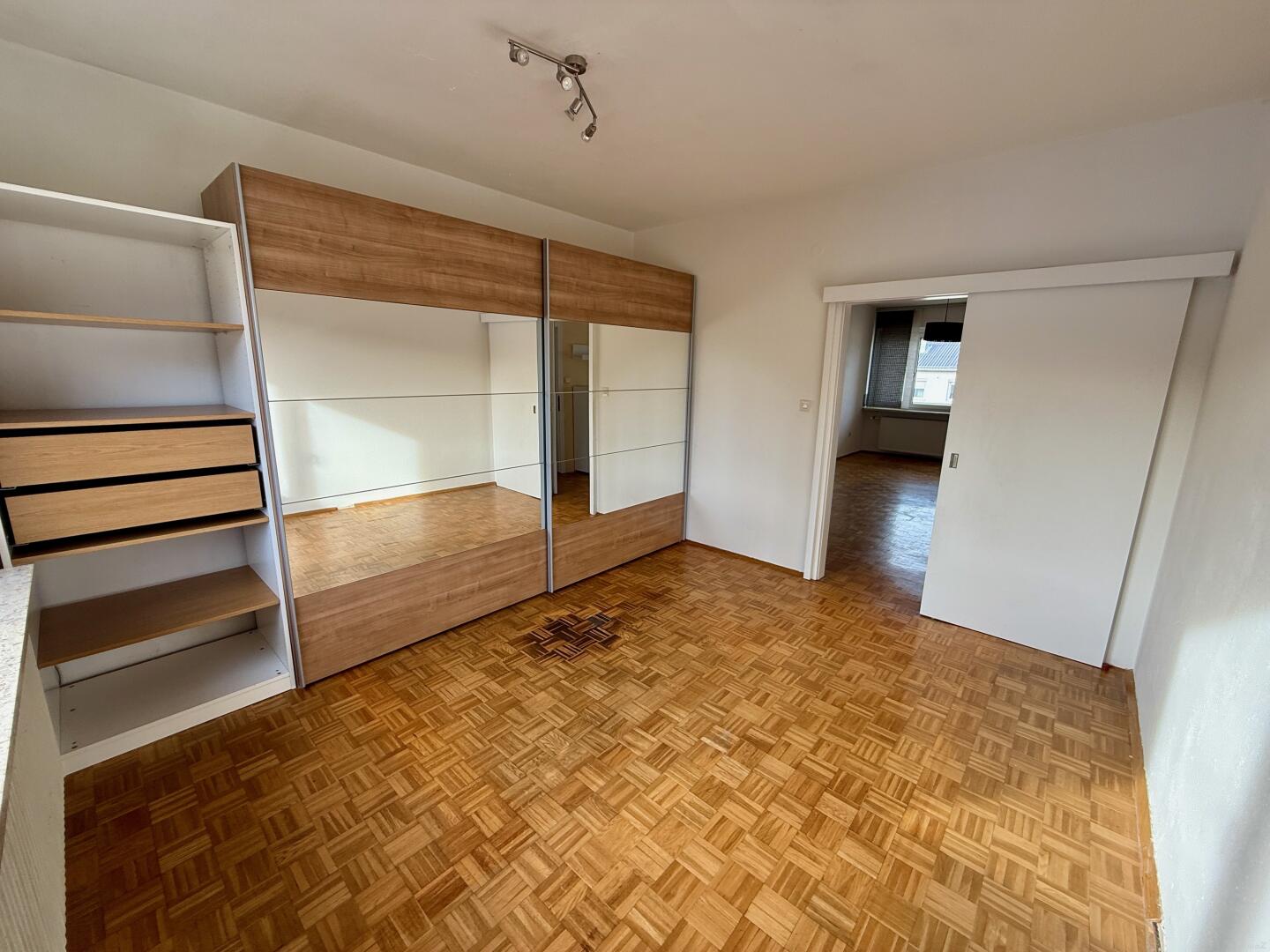 20251023_075046960_Ios