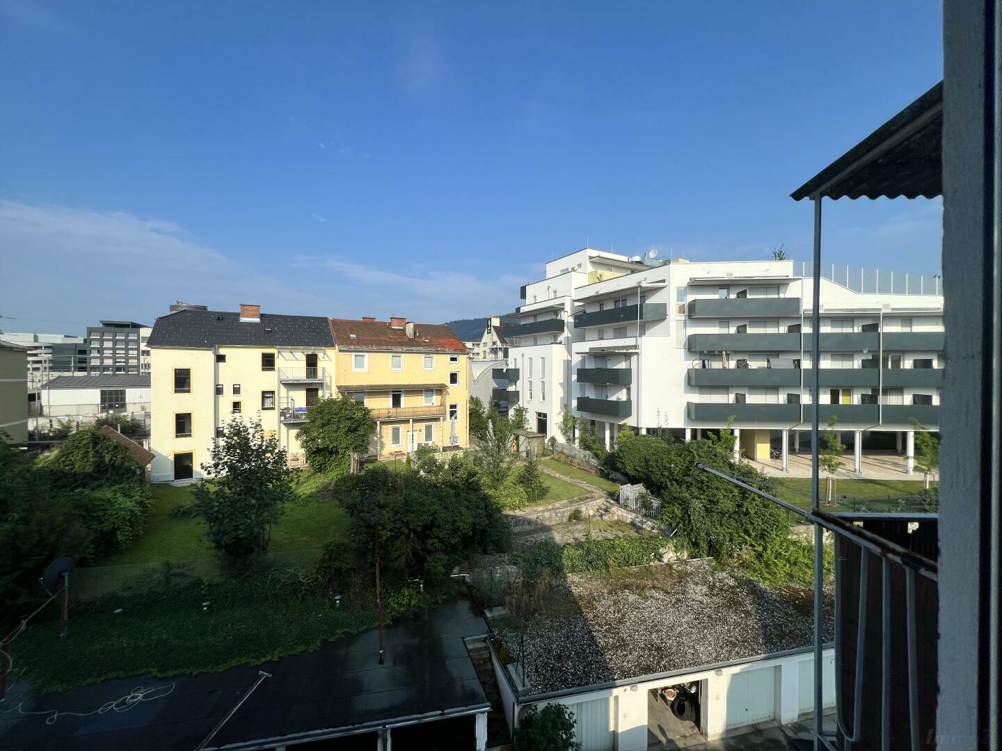 20240712_060750523_Ios