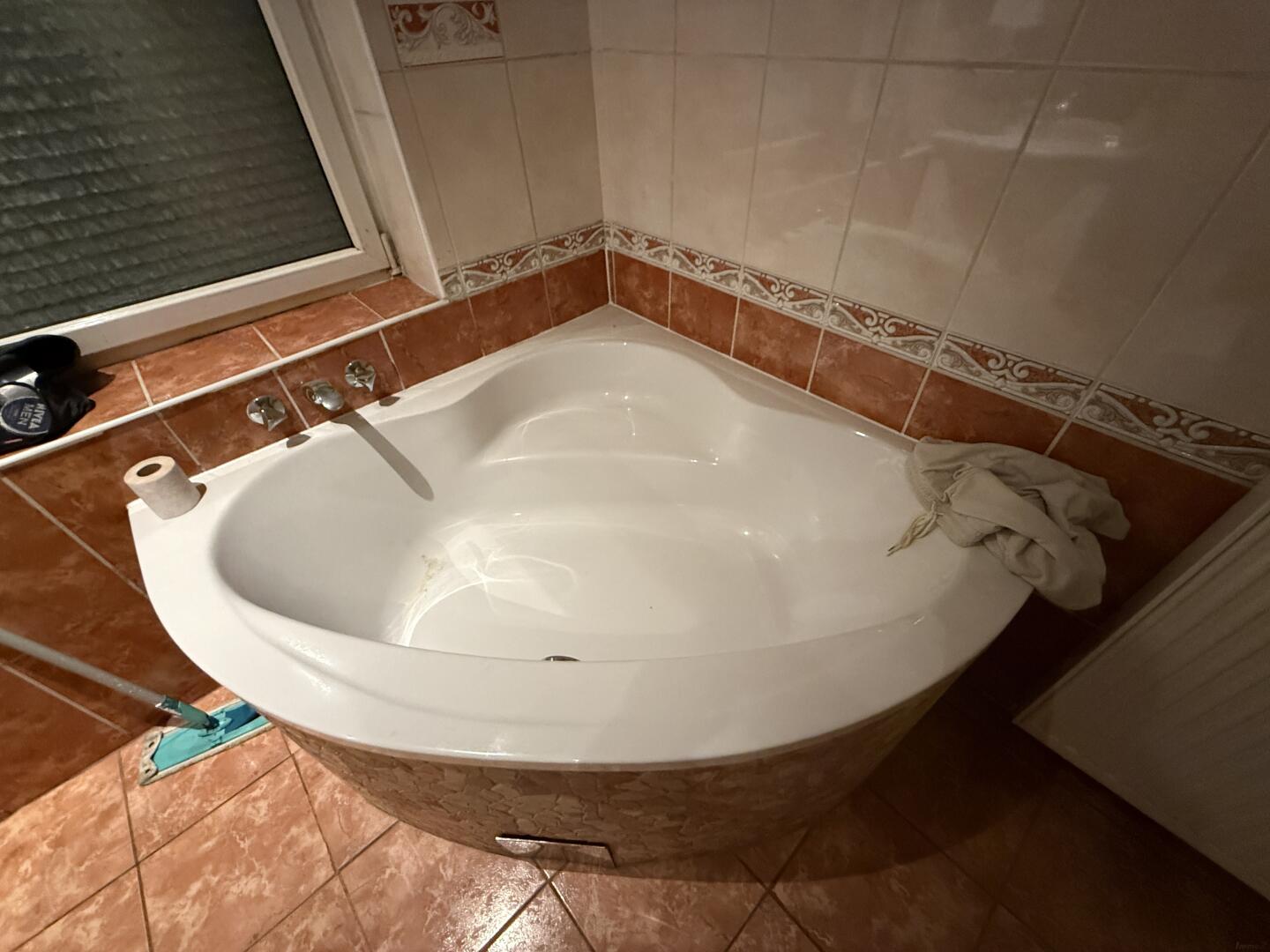 20251105_064849149_Ios