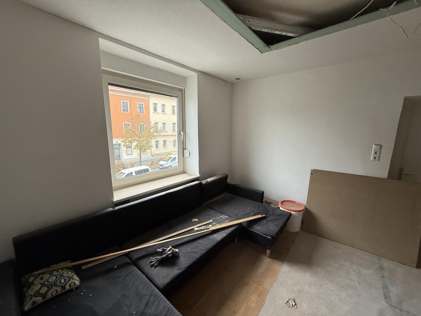 20251124_122049546_Ios