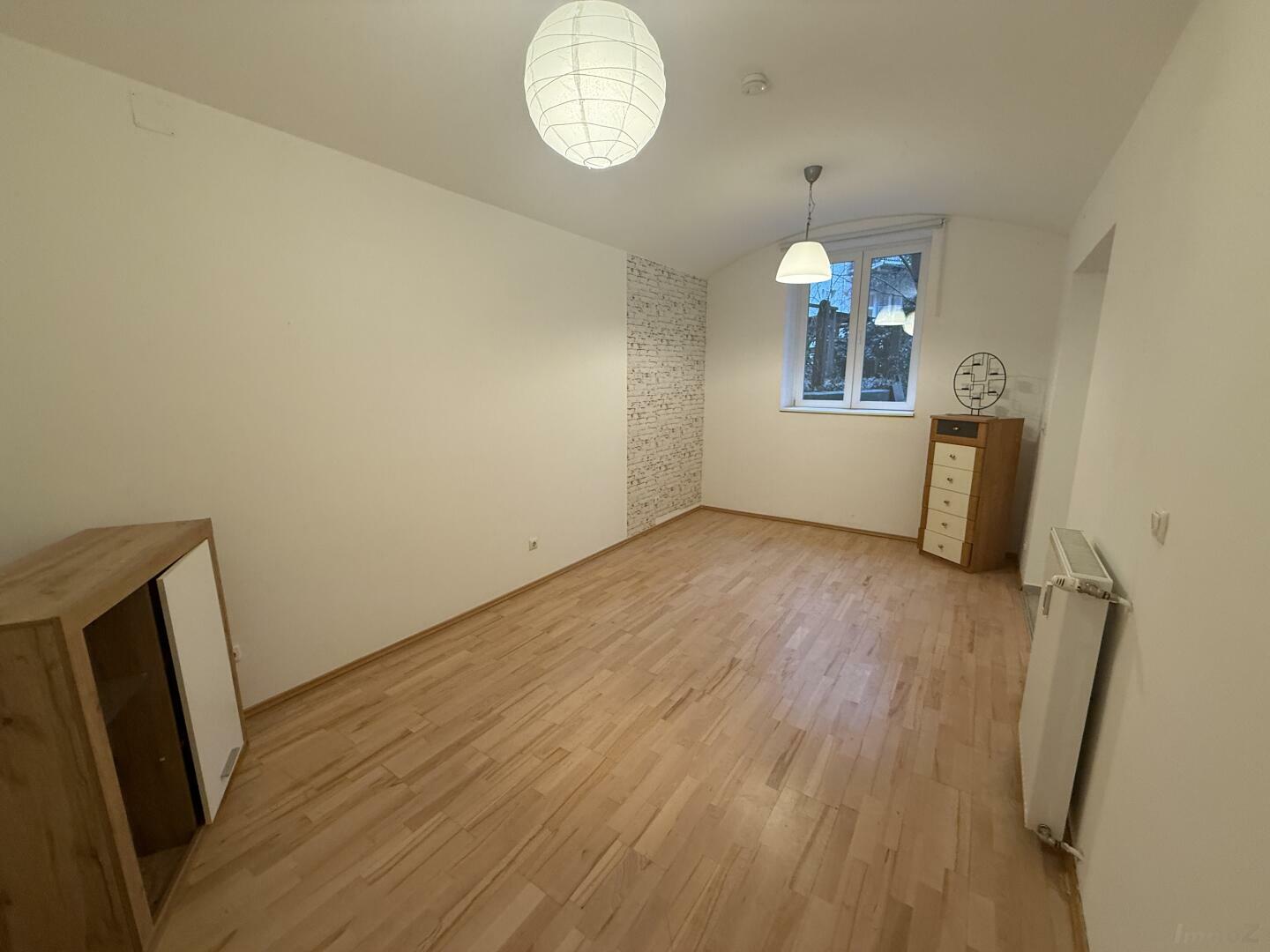 20260129_142157793_Ios