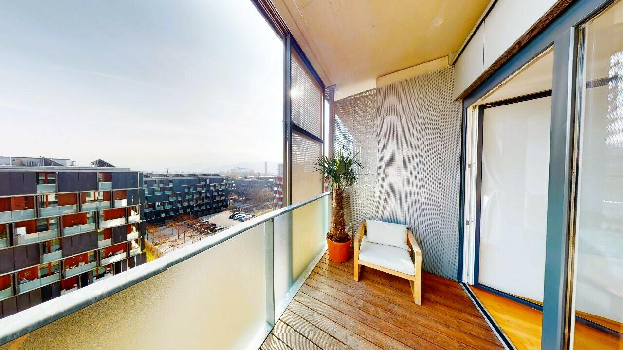 Schlafzimmerzubang zum Balkon 