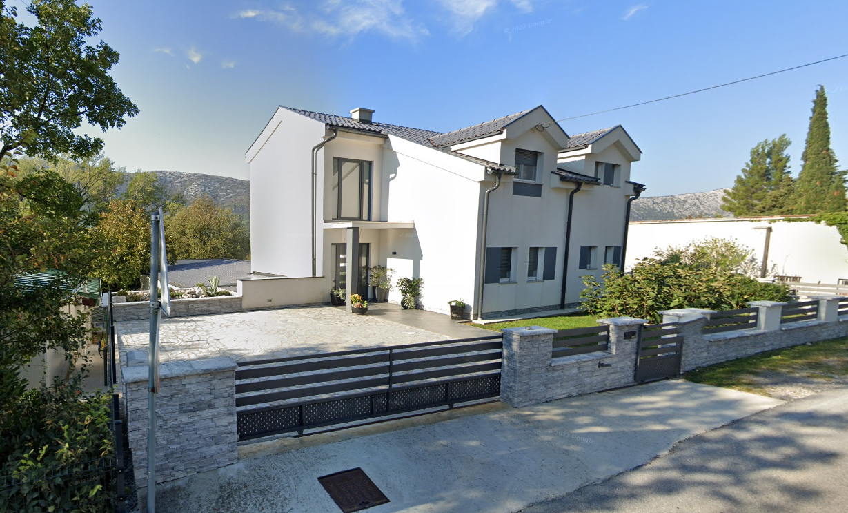 Tribalj Haus -100.jpg