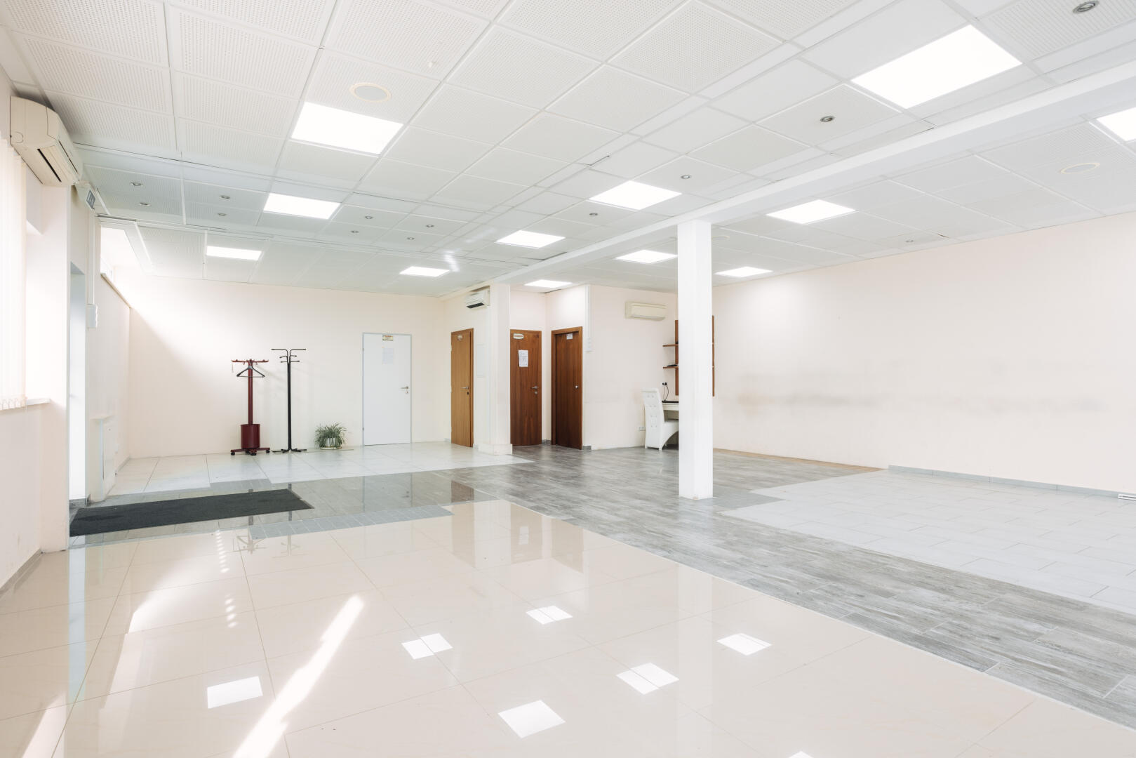 Graz: Moderne Büro/Praxis/Geschäftsräume mit Parkplatz in sehr gut frequentierter Stadtlage