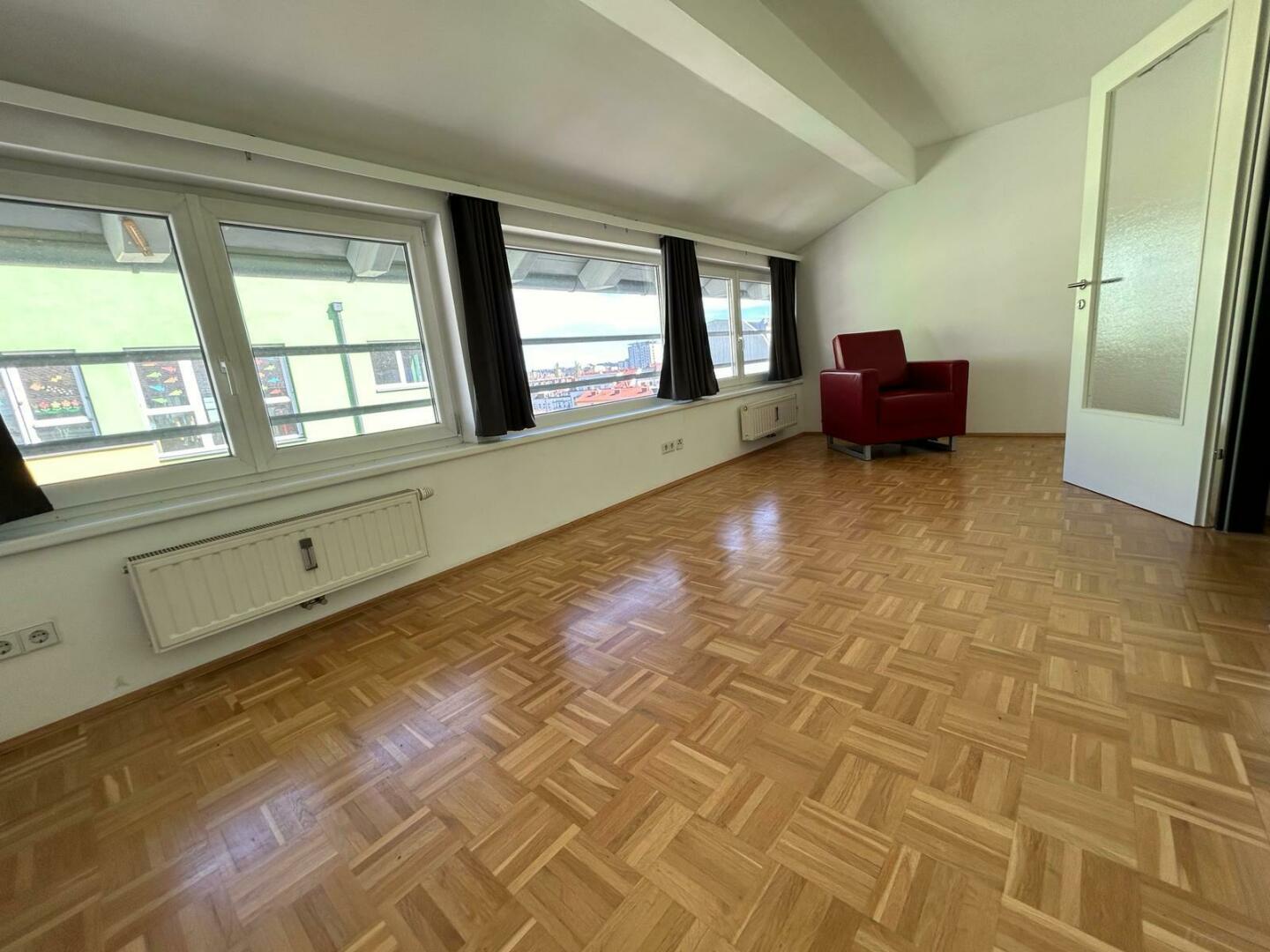 Eigentumswohnung im nachtrglich ausgebauten Dachgescho - Babenbergerstrae /  / 8020 Graz / Bild 8