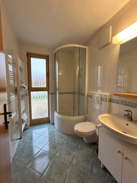 Bath 6