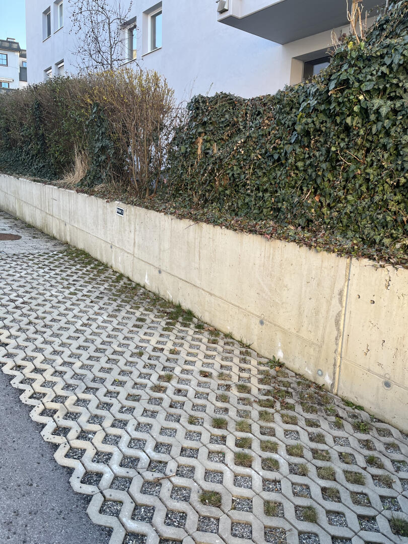 Parkplatz Nrt. 2 zu vermieten