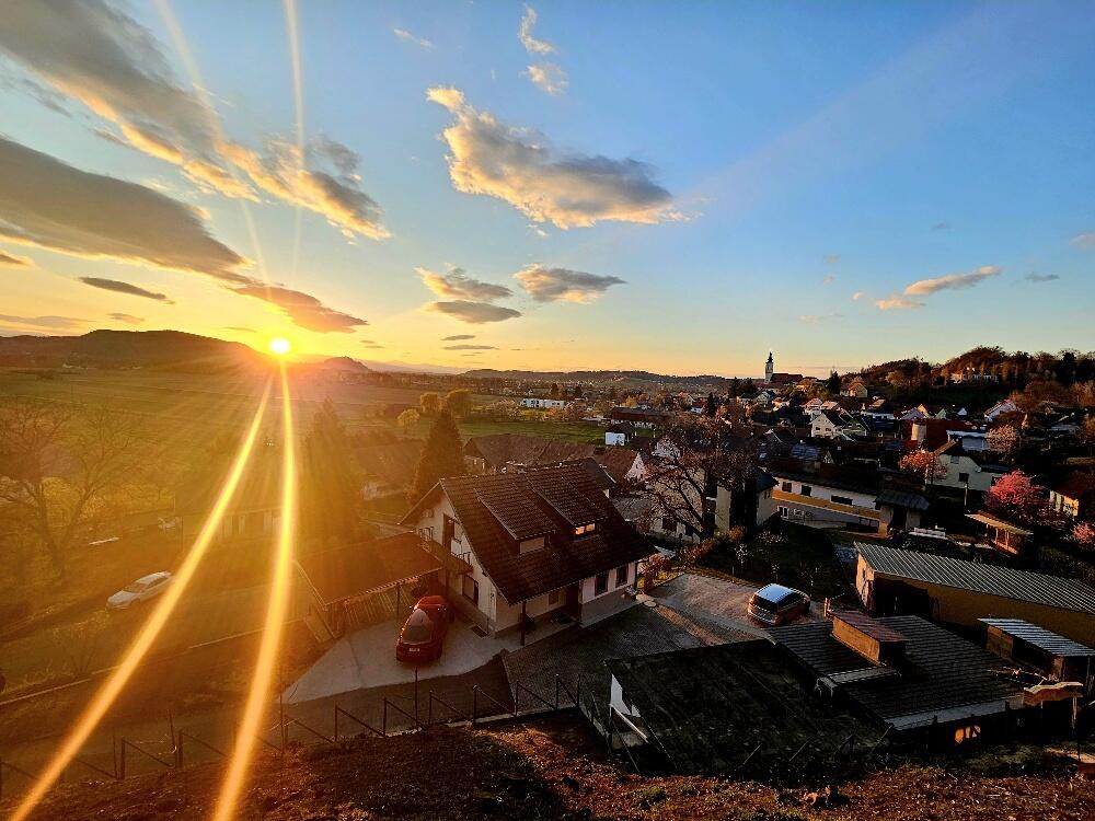 **Traumhaftes Mehrfamilienhaus im Grnen ? Landleben pur!** /  / 8413 Sankt Georgen an der Stiefing / Bild 1