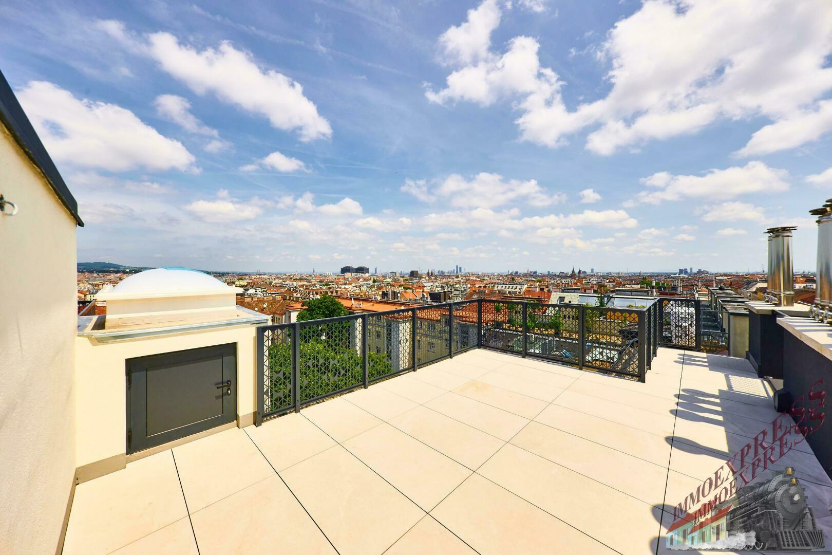 Großzügige 3-Zimmer-DG-Wohnung mit 41 m² Terrasse Panoramaterrasse