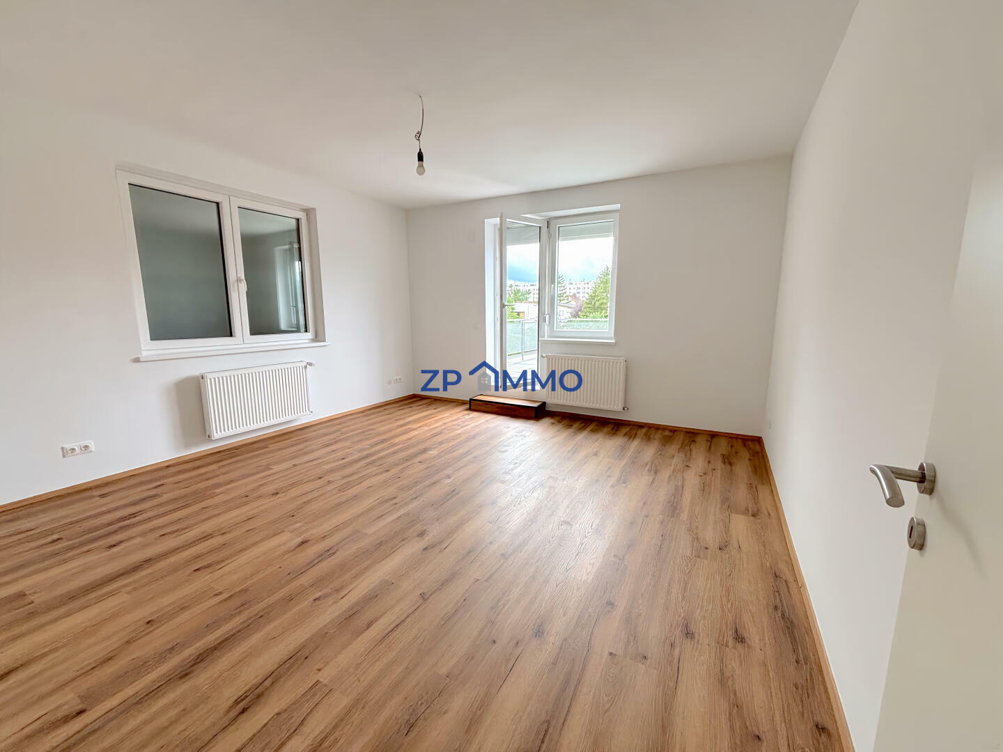 Generalsanierte 2 Zimmerwohnung mit 30 m Terrasse