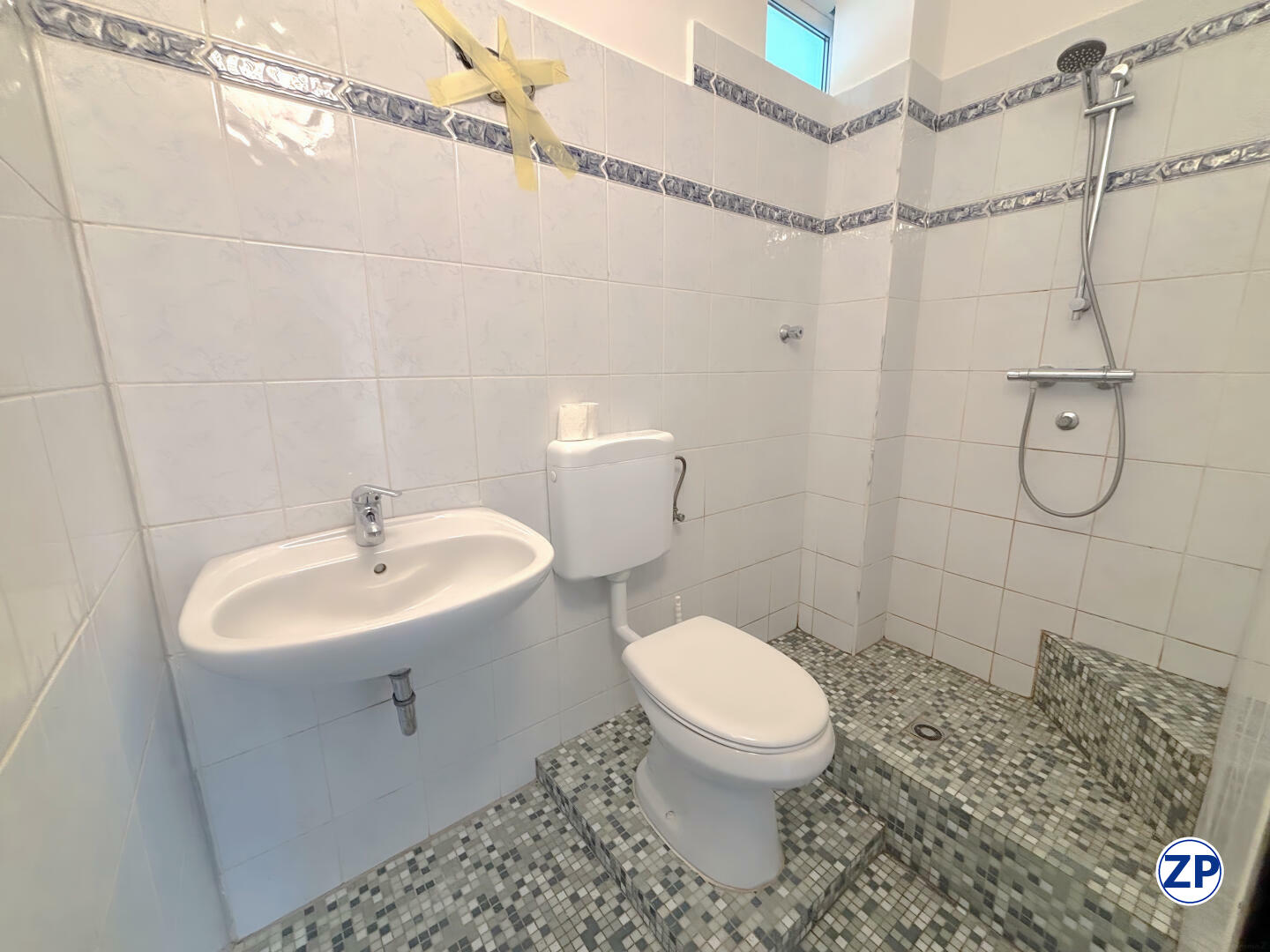 3 Zimmer-Wohnung mit 10 m Terrasse - 4 Gehminuten zur Badnerbahn /  / 1230 Wien / Bild 8