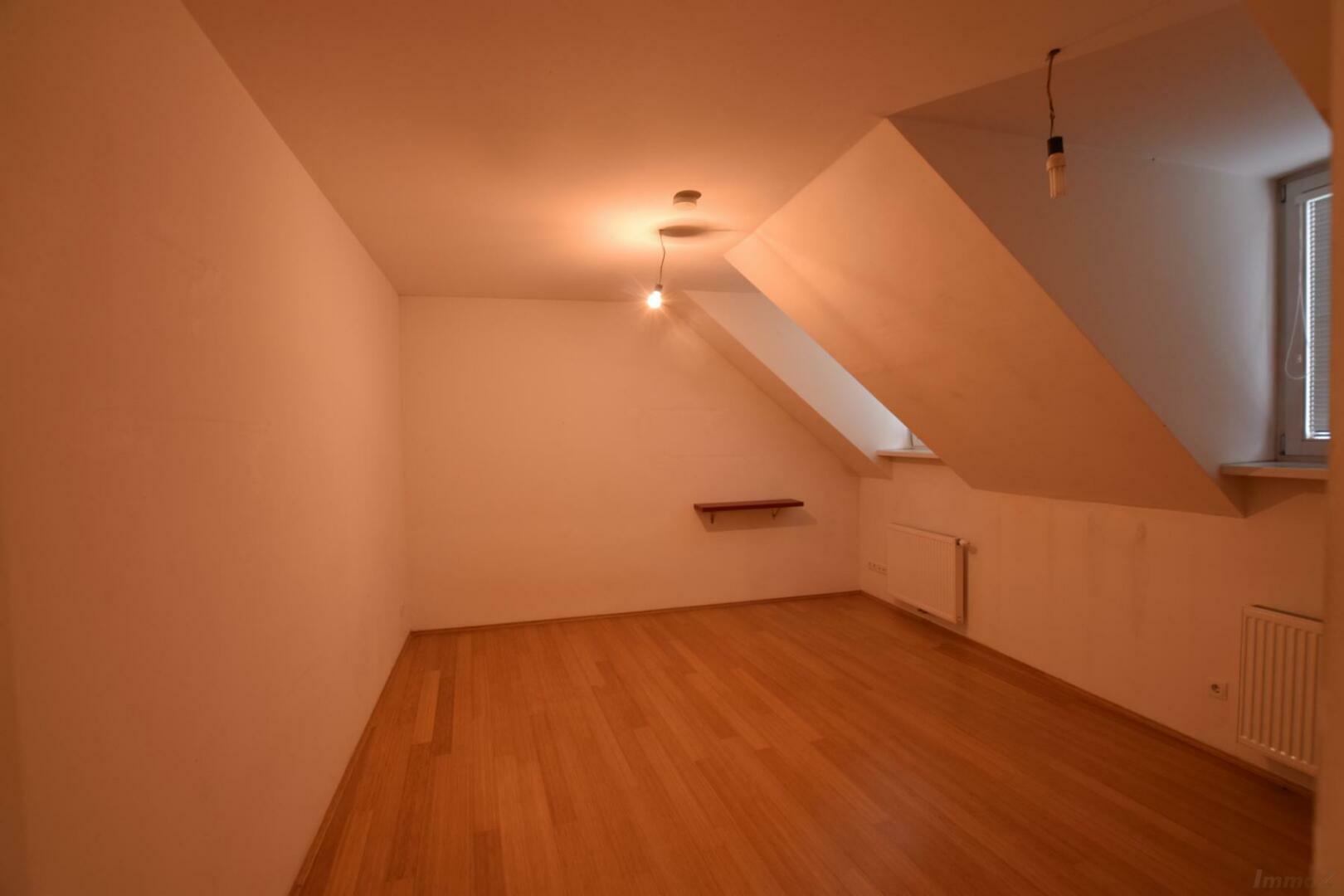 Attraktive Kleinwohnung nchst Stadtpark! - PROVISIONSFREI /  / 8010 Graz / Bild 3