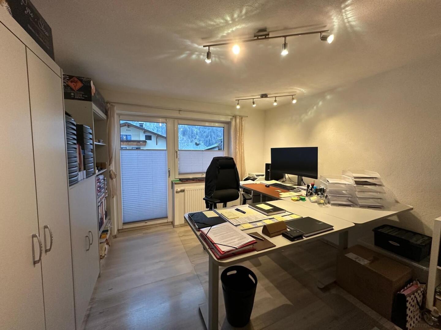 Büro
