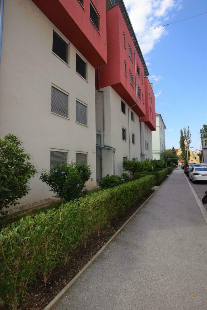 Gepflegte Mietwohnung im Bezirk Geidorf inklusive Tiefgaragenplatz /  / 8010 Graz / Bild 6