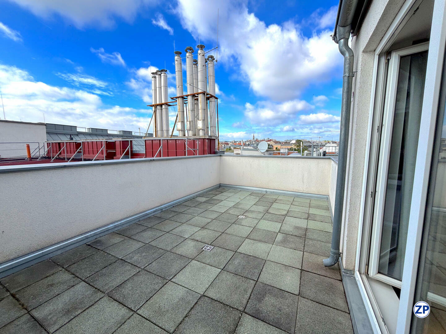 Dachgeschomaisonette, 4 Zi., 18 m Terrasse, ruhige Lage nahe U4 und U6! /  / 1150 Wien / Bild 1