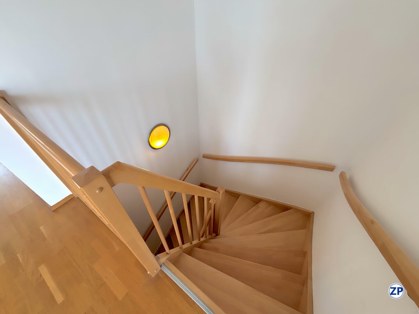 Dachgeschomaisonette, 4 Zi., 18 m Terrasse, ruhige Lage nahe U4 und U6! /  / 1150 Wien / Bild 8