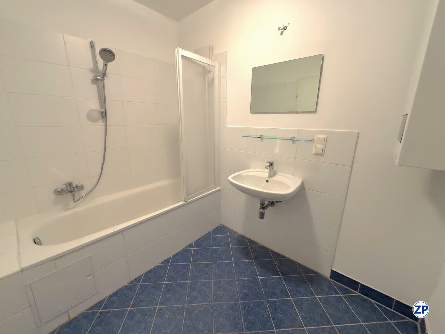 Dachgeschomaisonette, 4 Zi., 18 m Terrasse, ruhige Lage nahe U4 und U6! /  / 1150 Wien / Bild 1