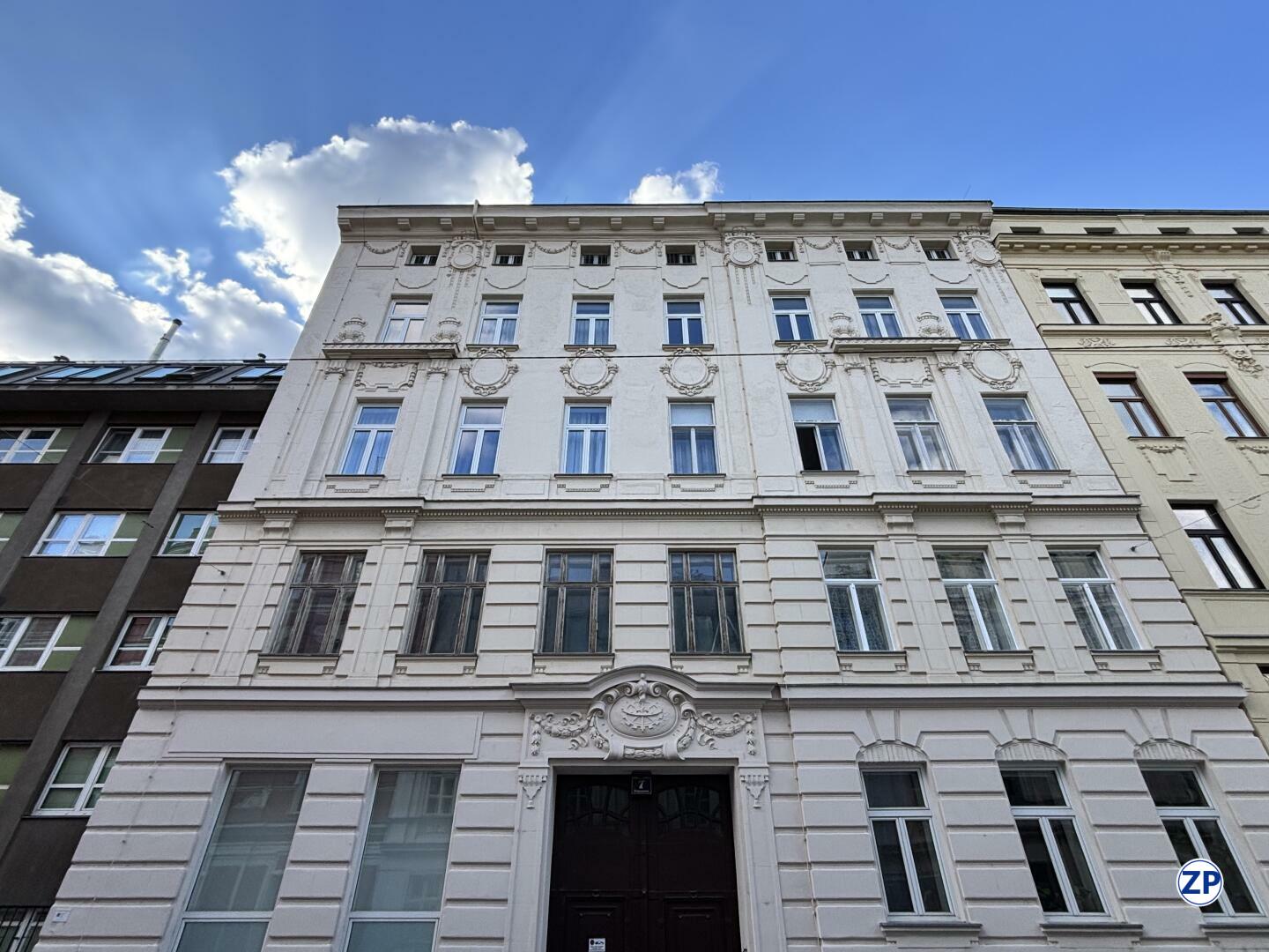 Dachgeschomaisonette, 4 Zi., 18 m Terrasse, ruhige Lage nahe U4 und U6! /  / 1150 Wien / Bild 8