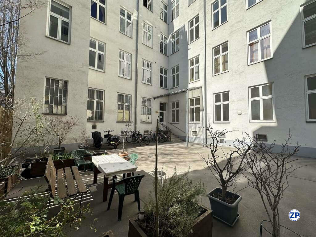 Dachgeschomaisonette, 4 Zi., 18 m Terrasse, ruhige Lage nahe U4 und U6! /  / 1150 Wien / Bild 7