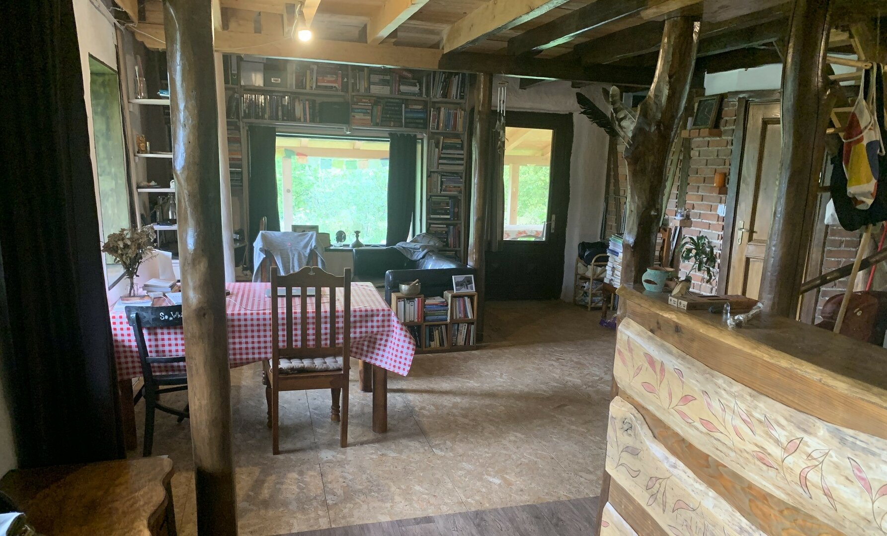 Anwesen 20 ha + Haus -11