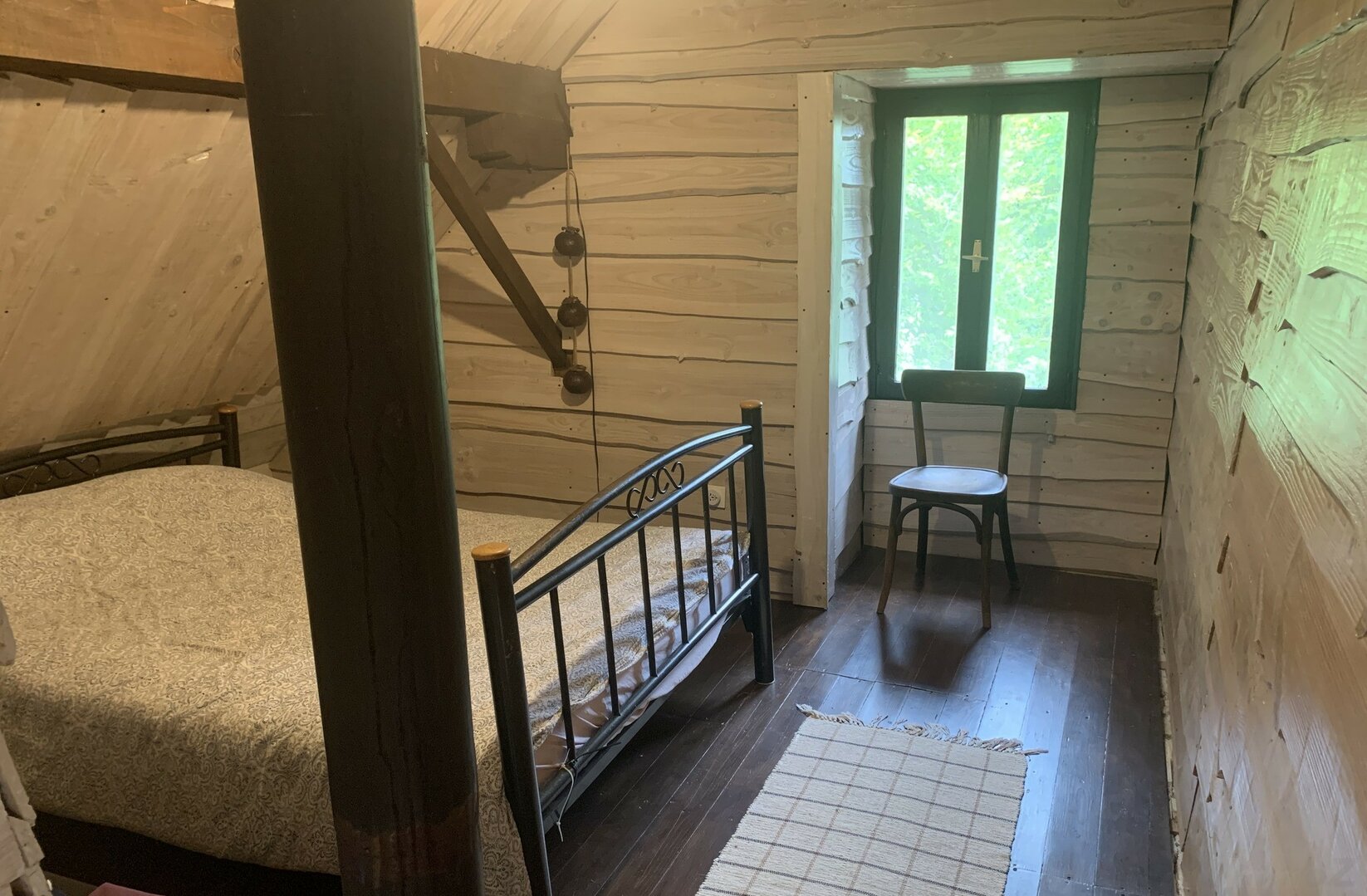 Anwesen 20 ha + Haus -20