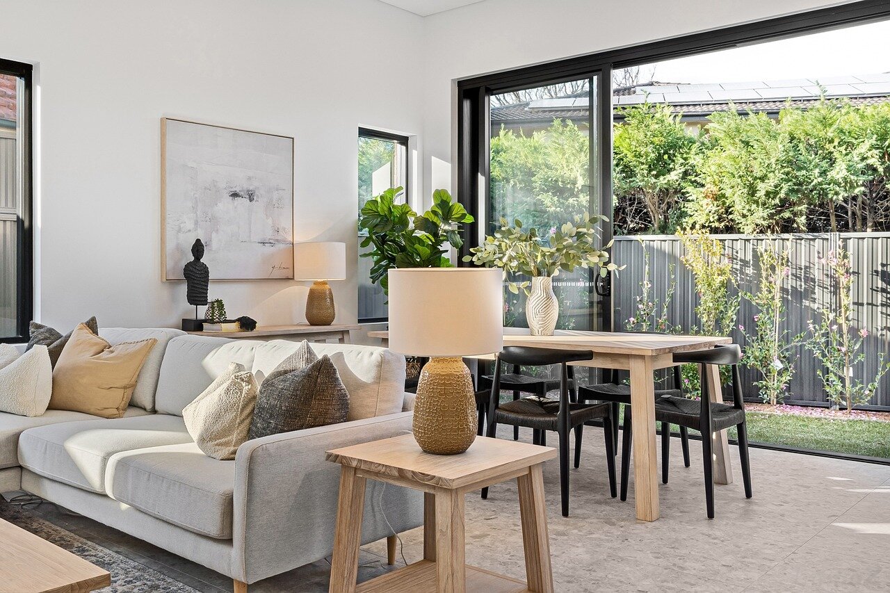 provisionsfreier  ERSTBEZUG  in Werndorf, moderne 4 Zimmerwohnung mit Terrasse, Garten und Carportplatz !!!