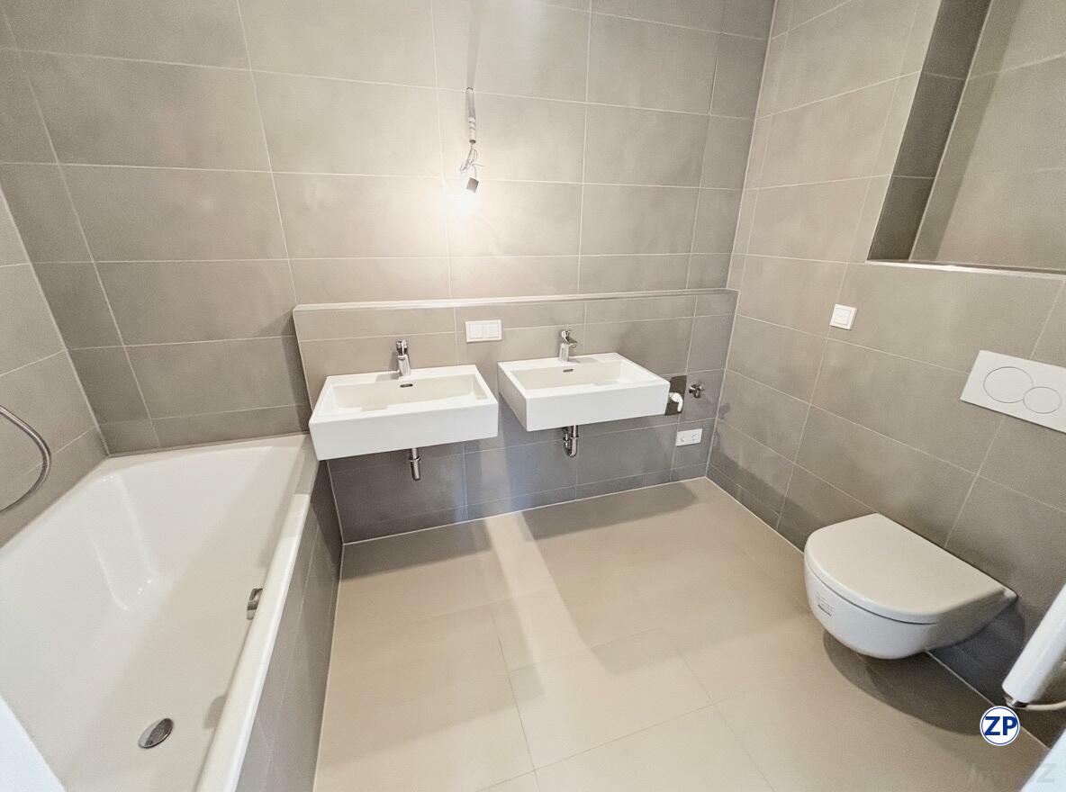 TrIIIple Tower Erstbezug 3-Zimmer Balkonwohnung im 15. Stockwerk /  / 1030&nbsp;Wien / Bild 1