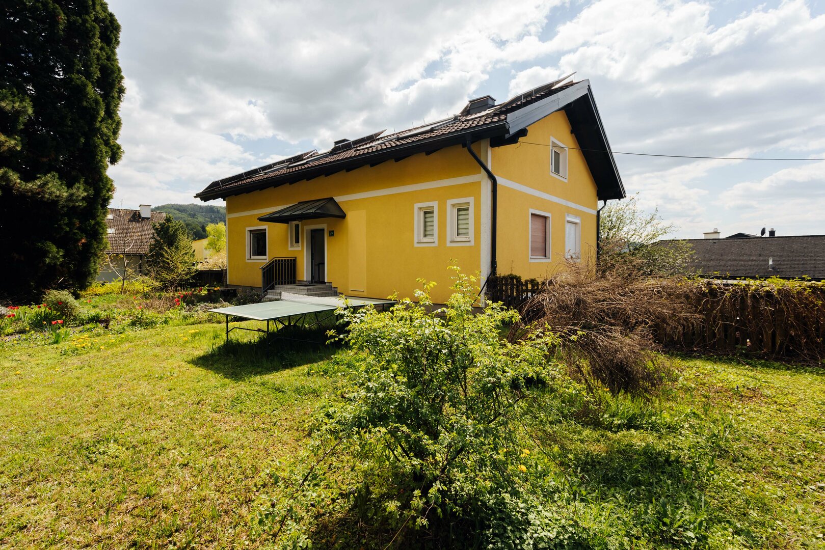 Graz-Nord/Gratkorn: Familienparadies mit 3 Wohneinheiten, Garten & Wellnessbereich