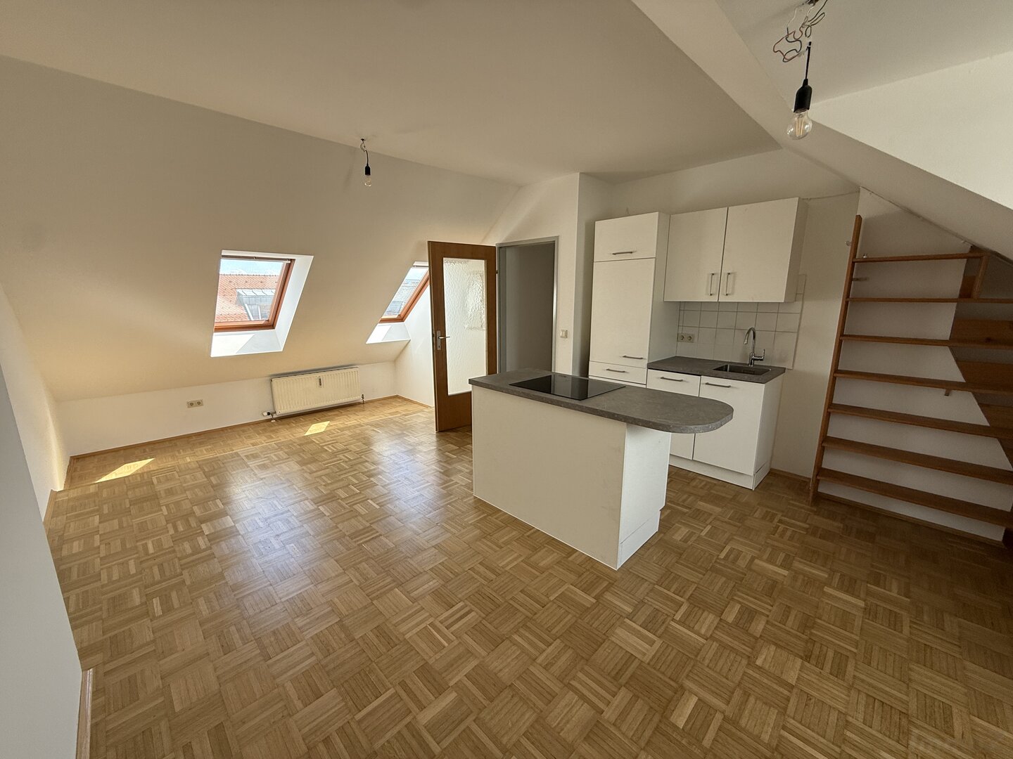 Frisch sanierte vermietete Anlegerwohnung mit Schlossbergblick in Jakomini | Provisionsfrei