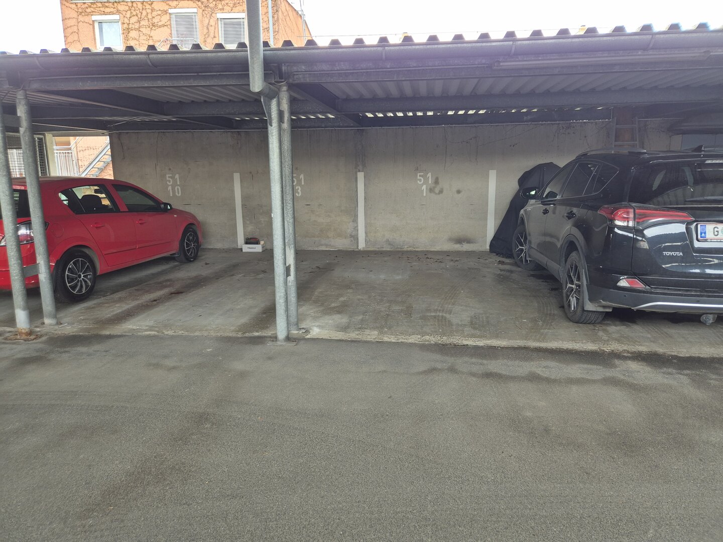 Carport-Stellplatz