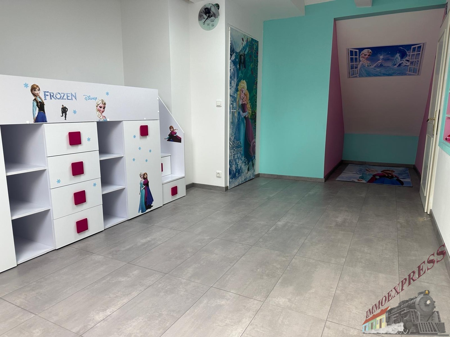 Kinderzimmer OG
