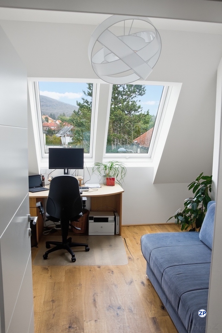 Moderne 4-Zimmer-Dachgescho�wohnung mit Villencharakter, gro�em Balkon und Garage am Wienerwald /  / 1140&nbsp;Wien / Bild 9