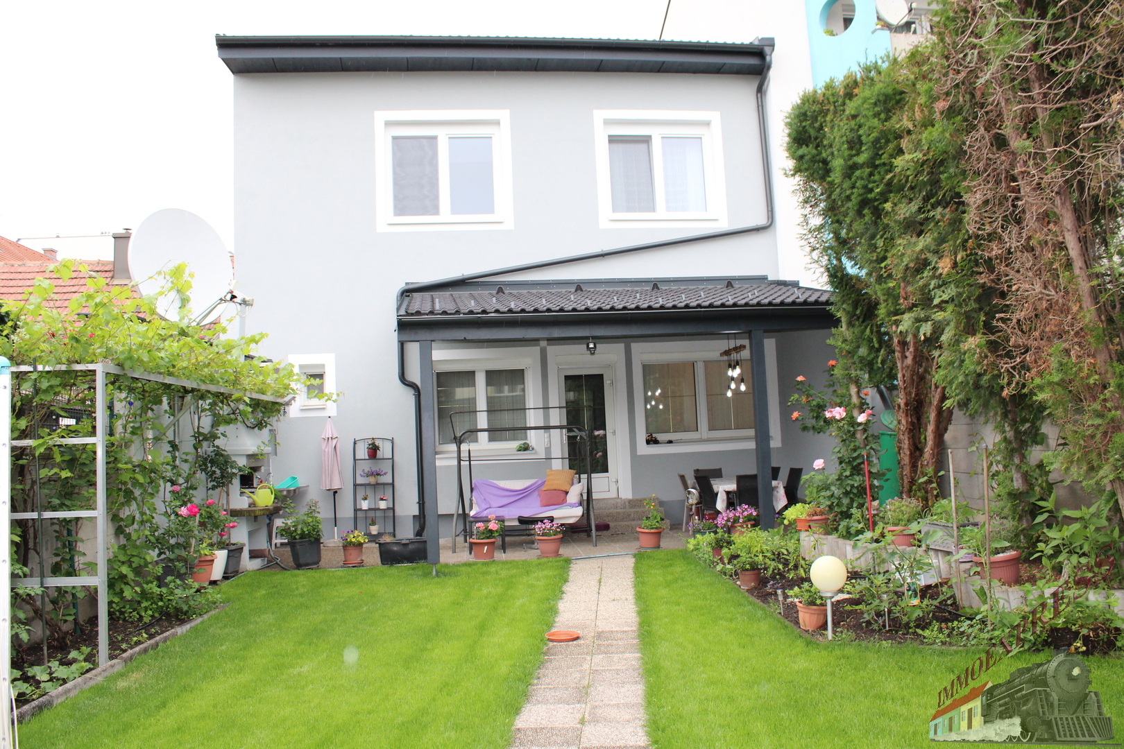Sehr gut gelegenes Einfamilienhaus - Mehrfamilienhaus in Gänserndorf Bauklasse 3 weiterer Stock möglich