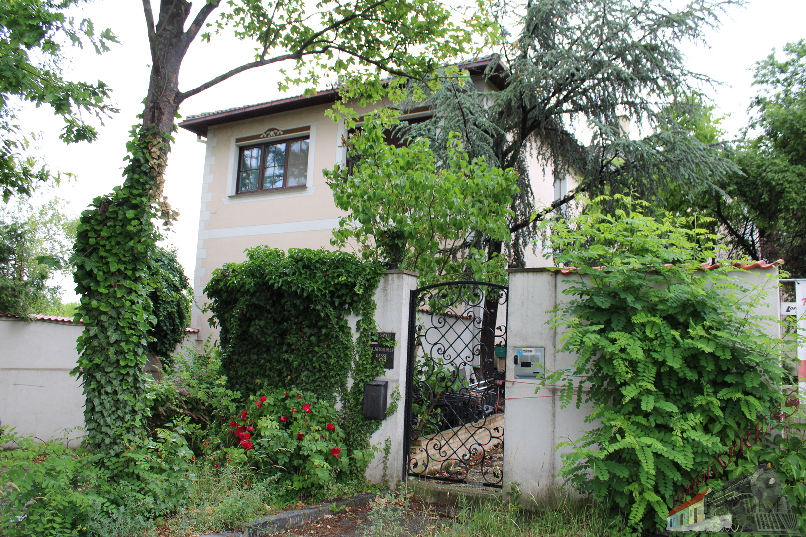 Gut gelegenes Ein- /Mehrfamilienhaus zur perfekten Gestaltung Ihrer Wohnträume