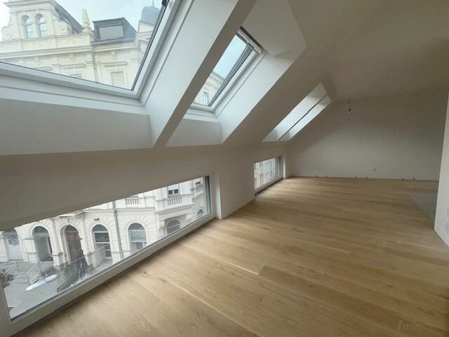 loftartiger  Wohnbereich
