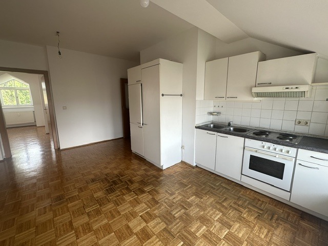 Wohnküche Blick ins Zimmer