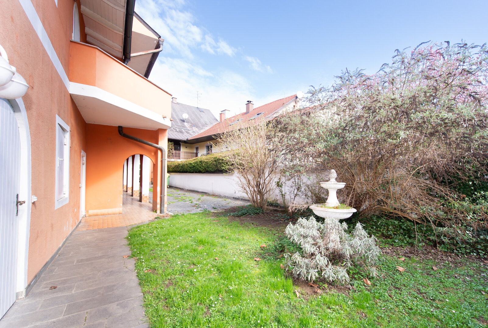 Mehrfamilienhaus in Mureck am Hauptplatz, 27 Zimmer, 723 m² - Vielseitige Nutzung & Top-Investment für Anleger! Bestandsfrei!