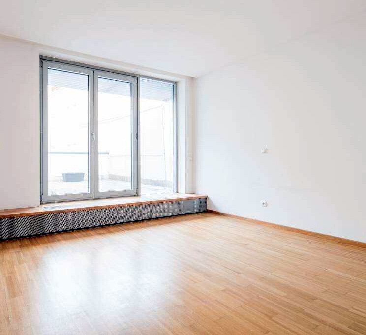 ab 15.10.2026 beziehbar: Terrassenwohnung 2-Zimmer, in zentraler Stadtlage - mit Lift und Parkplatz - unbefristete Mietdauer!
