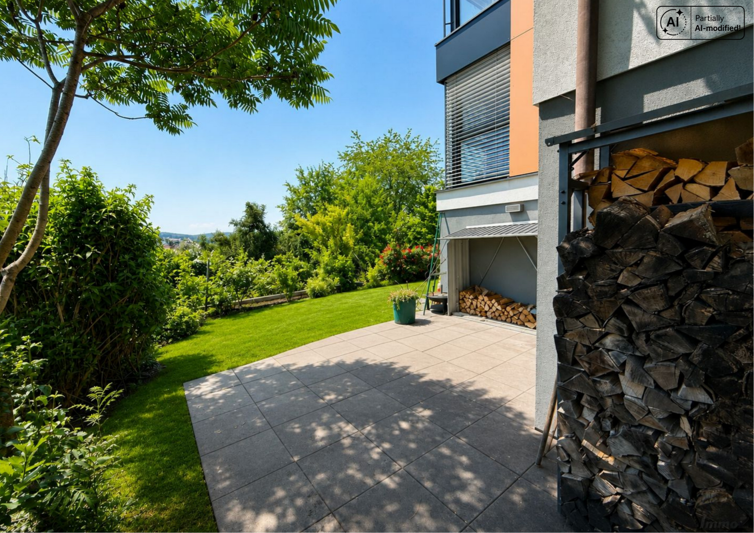 Teilansicht Ost Haus_Garten
