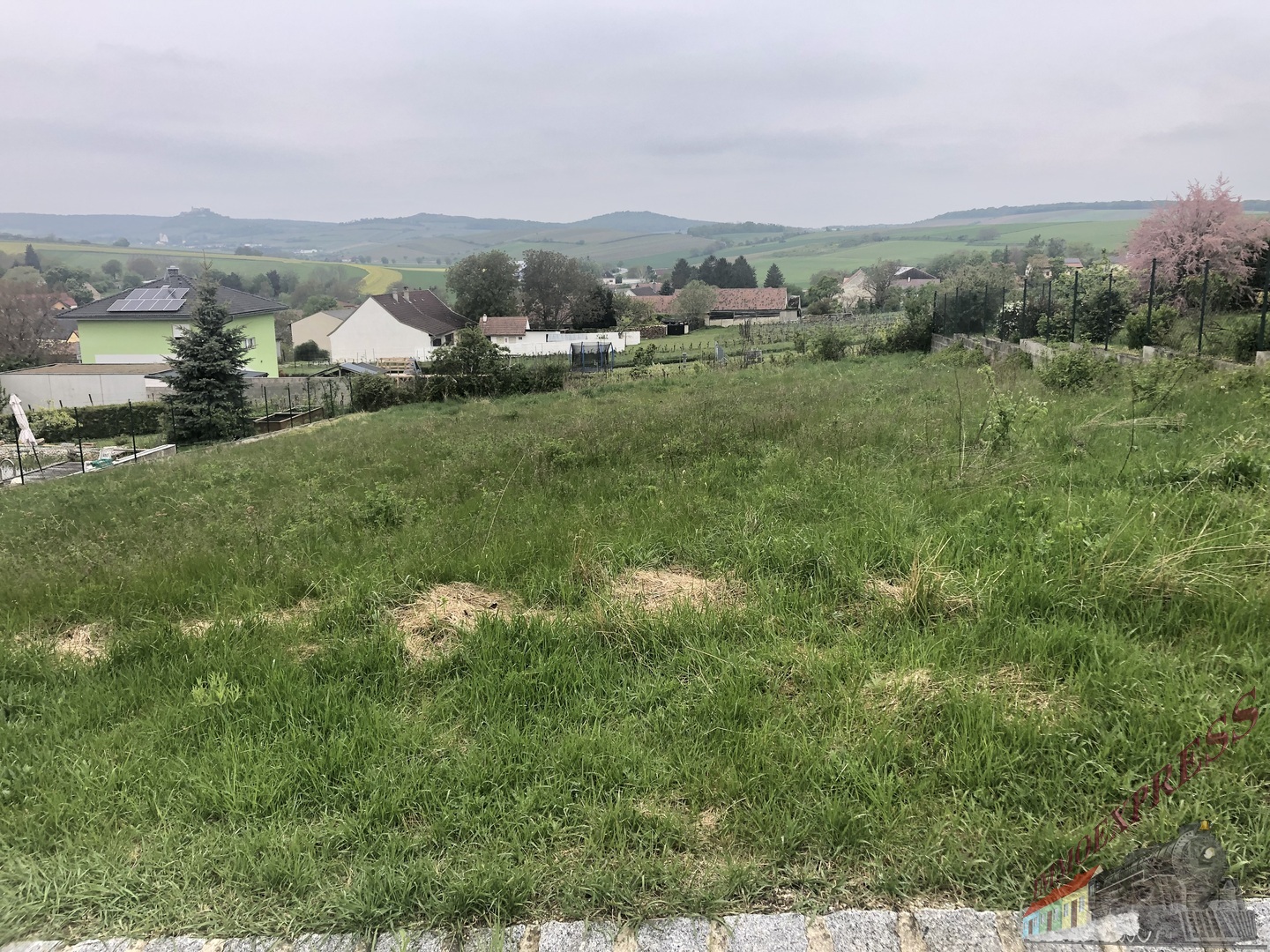 852 m² Baugrund mit Sicht auf die Burgruine Falkenstein!