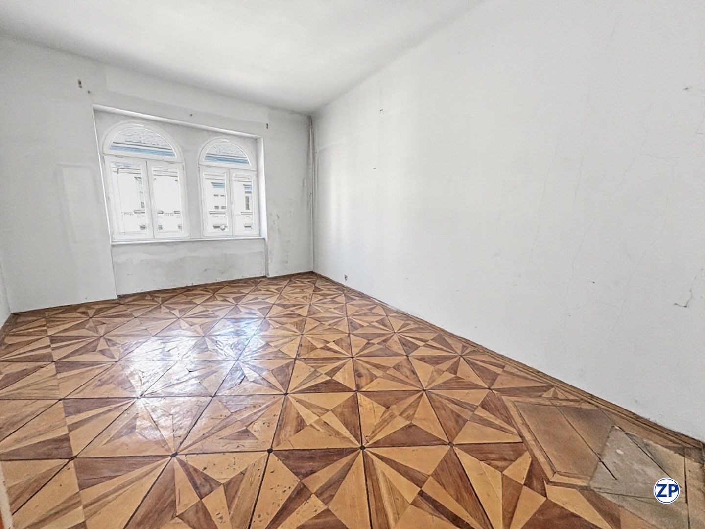 Sanierungsbed�rftiges Altbaujuwel in der Sechshauser Stra�e ! /  / 1150&nbsp;Wien / Bild 3