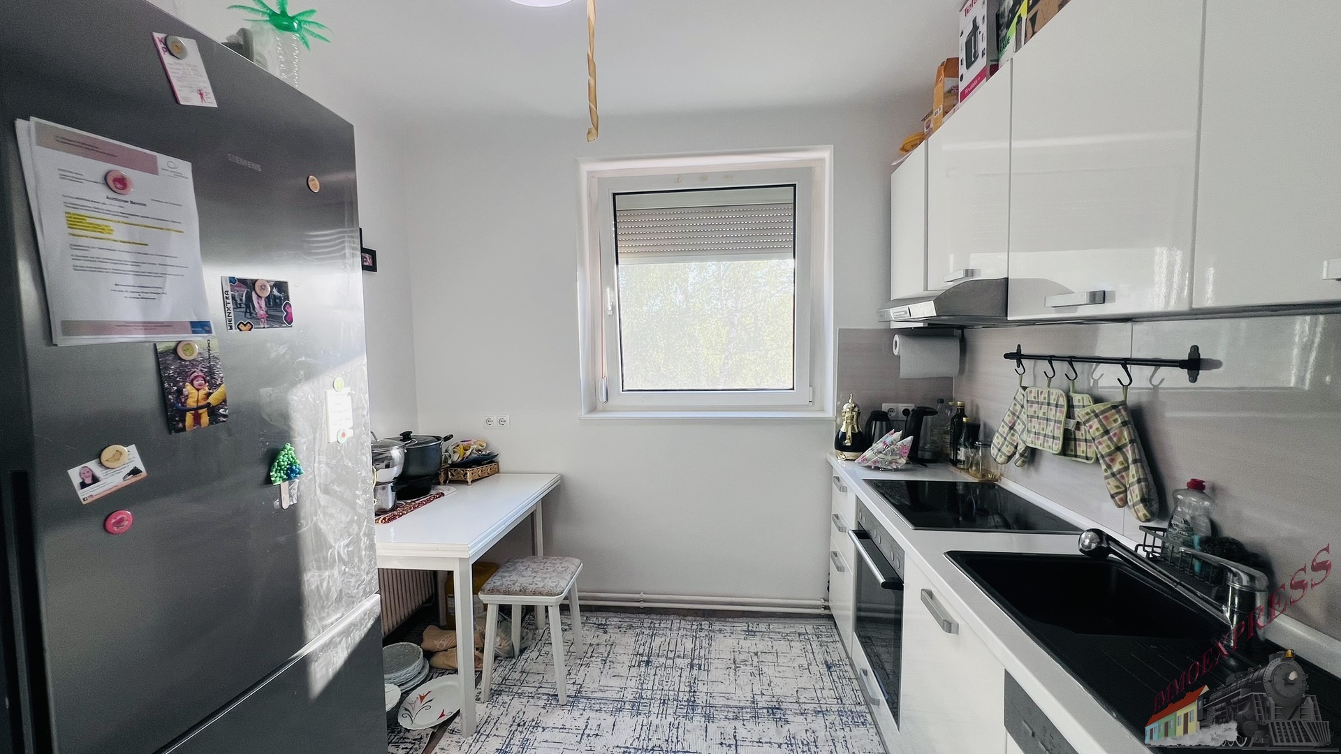 NEU! NEU! NEU! Attraktiv! Grünoase -  Sonnige 3- Zimmerwohnung in Toplage mit Balkon