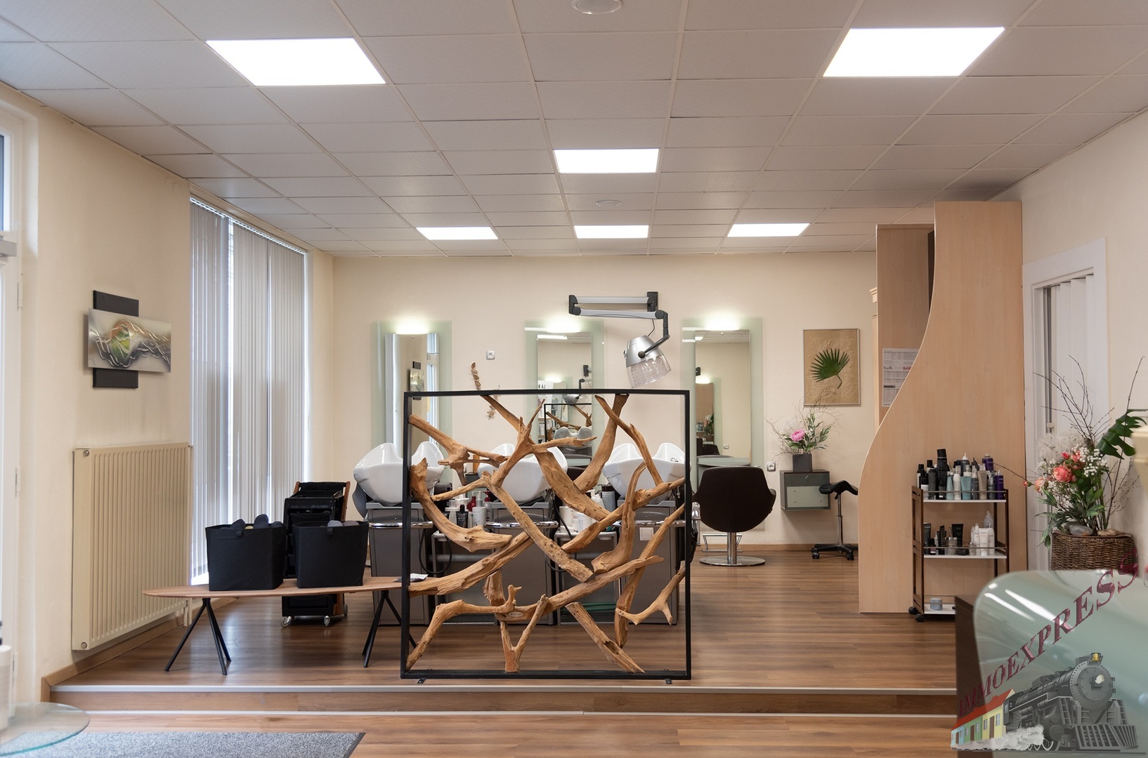 Etablierter Friseursalon mit langjährigem zufriedenem Kundenstamm in Zentrumsnähe