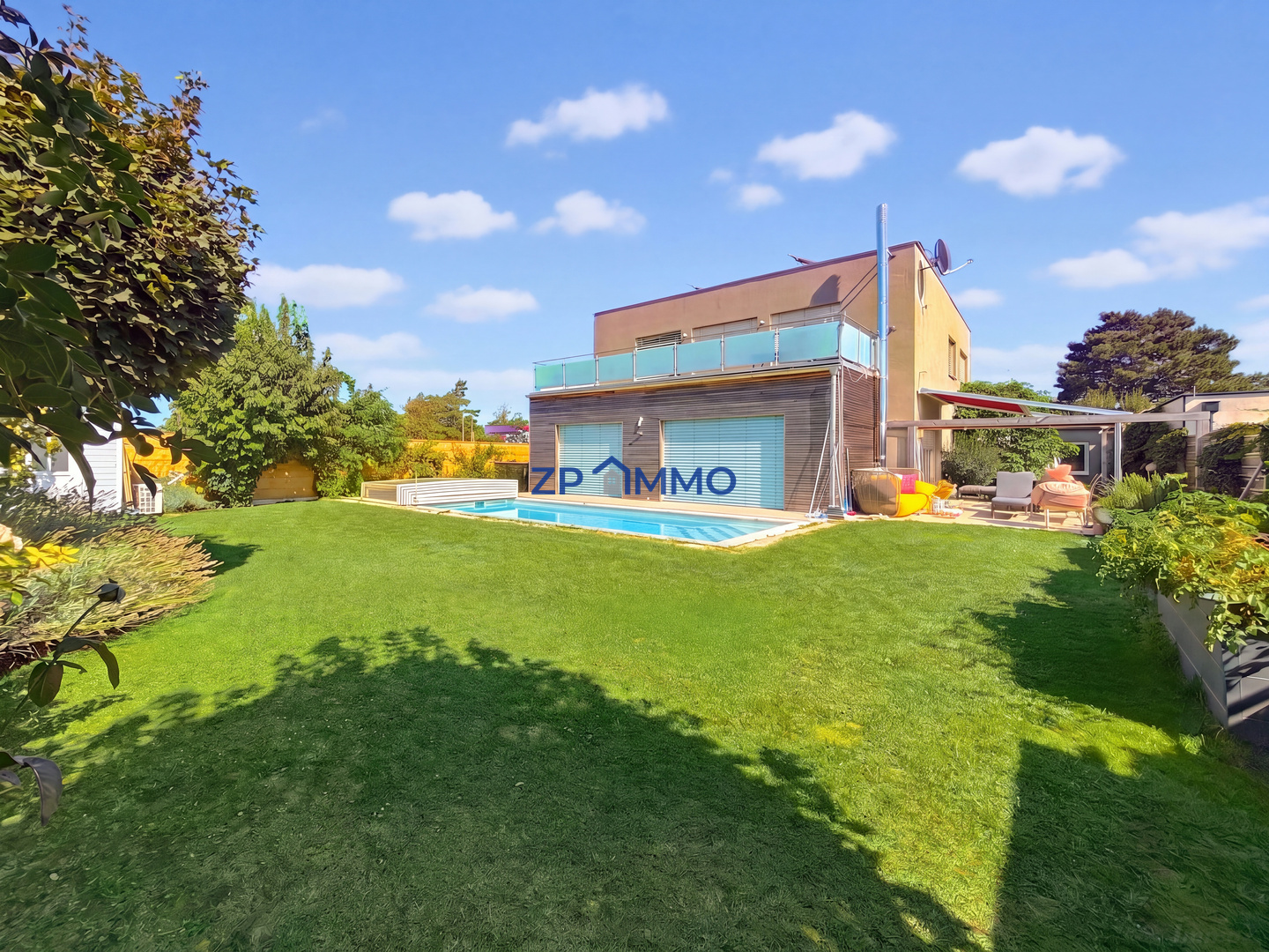 Passivhaus mit beheiztem Pool, Dachterrasse und separater Ordination ? unverbaubarer Gr�nblick /  / 2333&nbsp;Leopoldsdorf bei Wien / Bild 0