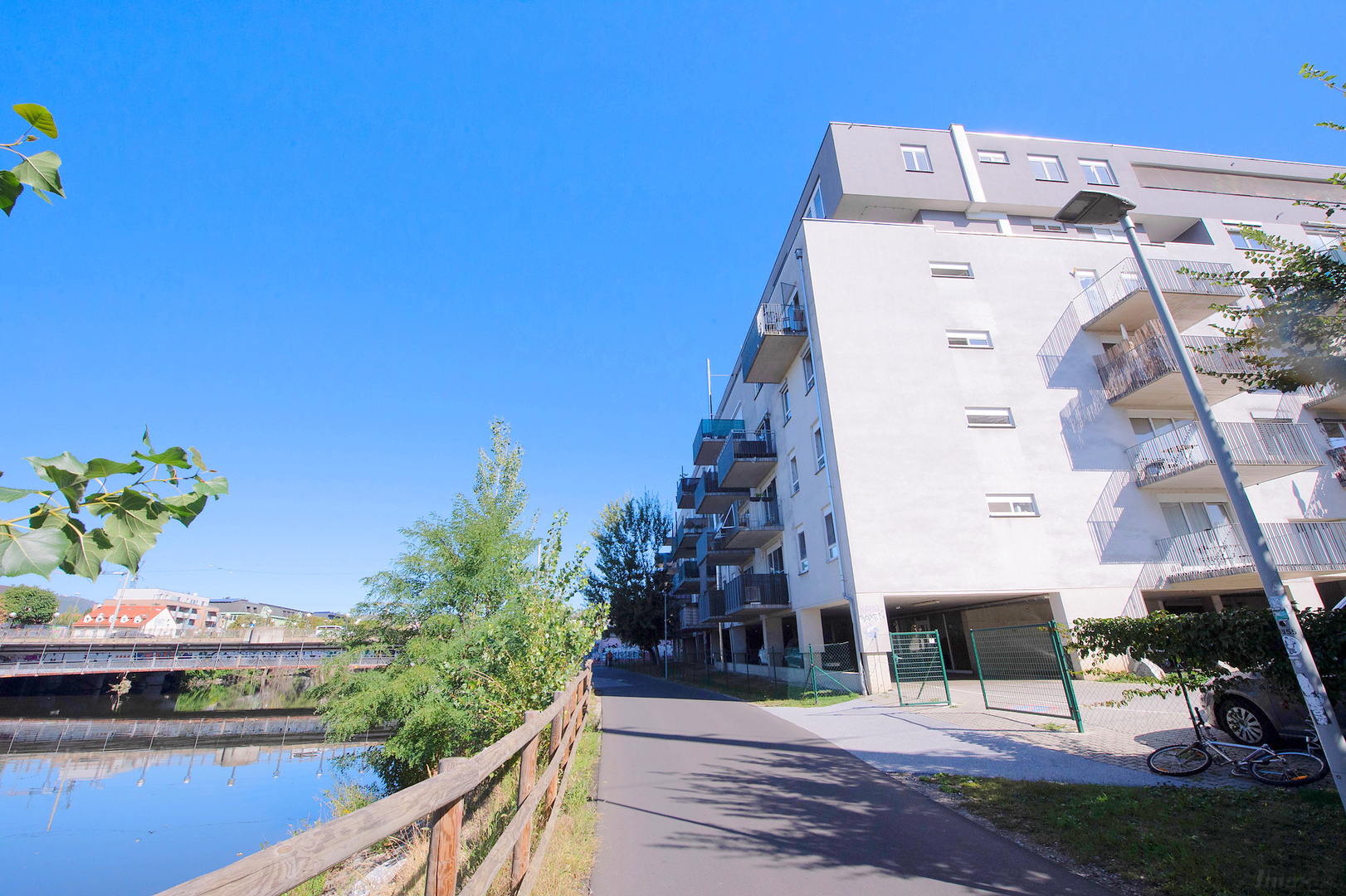 Schönaugürtel: Wohnen mit Mur-Blick und Loggia
