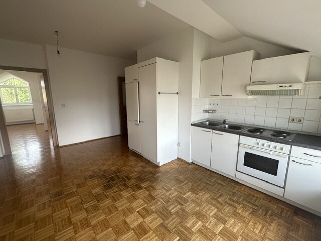 Wohnküche Blick ins Zimmer