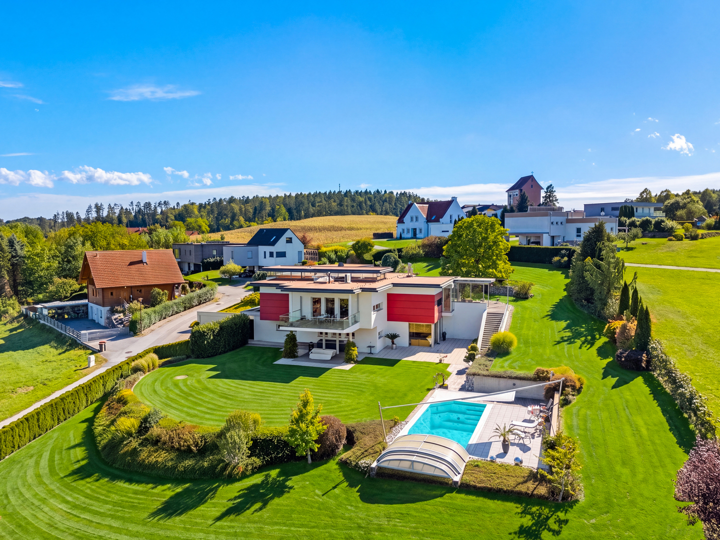 Oststeiermark - Architektonisches Meisterwerk mit Weitblick - Exklusive Design-Villa auf parkähnlichem Traumgrundstück