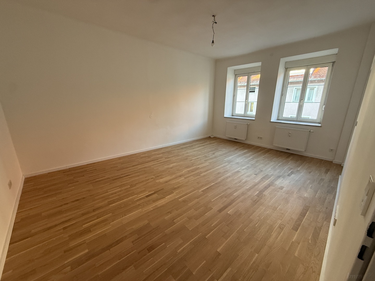 Neu errichtete 1-Zimmer-Wohnung mit möblierter Küche in Graz-Lend