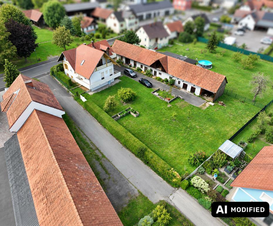 Ländliches Anwesen mit Garten und Scheune